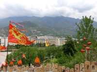阿壩古羌城，體驗四川少數民族的旖旎風情。