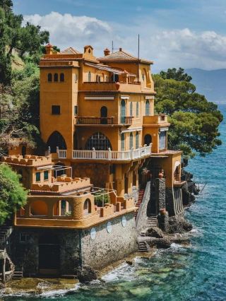 World Travel Eye 🌍  📌 Portofino, Italy 🇮🇹 