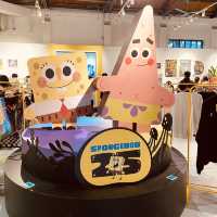 超有設計感！海綿寶寶25週年期間限定店