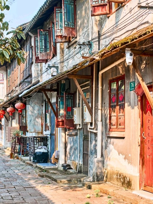 Exploring Fengjing Ancient Town