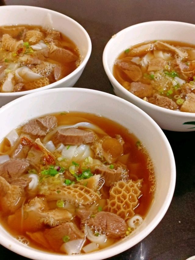 Deliciously Tender: Savor the Legendary Tangkak Beef Noodle Experience