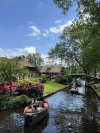 A Fairytale Escape – My Visit to Giethoorn