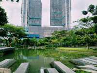 泰國曼谷市中心著名城市綠洲湖泊公園景點：朱拉隆功大學百年世紀公園，歐式園林藝術風格，適合打卡拍照📸親子遊
