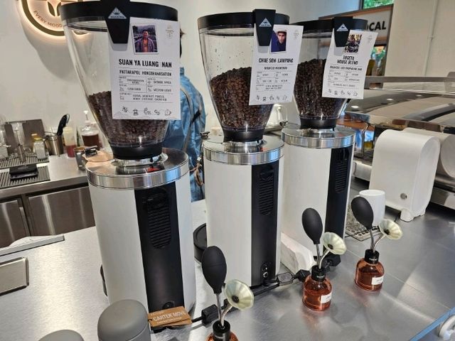 泰國豐田品牌旗下咖啡店