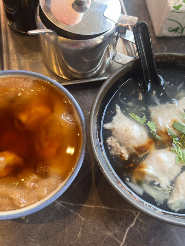 走訪百年歷史的古都🏛️