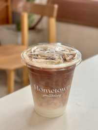 คาเฟ่สไตล์มินิมอลพัทลุง