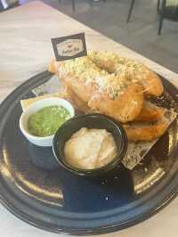 A Culinary Adventure in Ipoh: Fish & Chips Delight