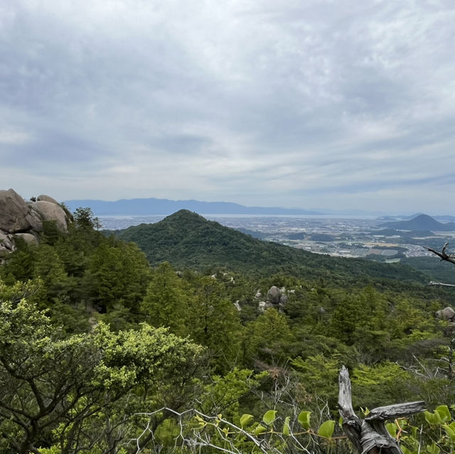 【金勝アルプス】⛰️　関西百名山〜鶏冠山・天狗岩・竜王山