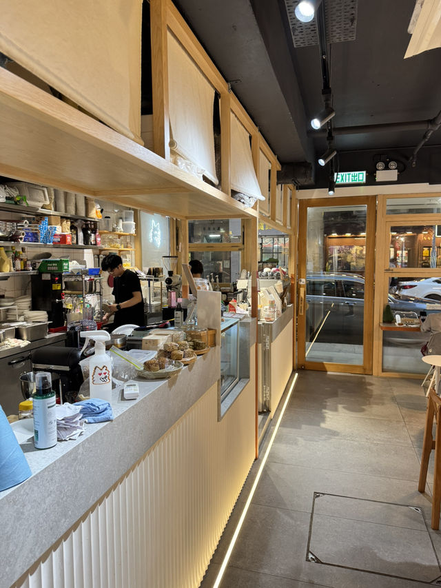 【香港廟街】 探店佐敦• 簡約、文青風優質咖啡店（1）