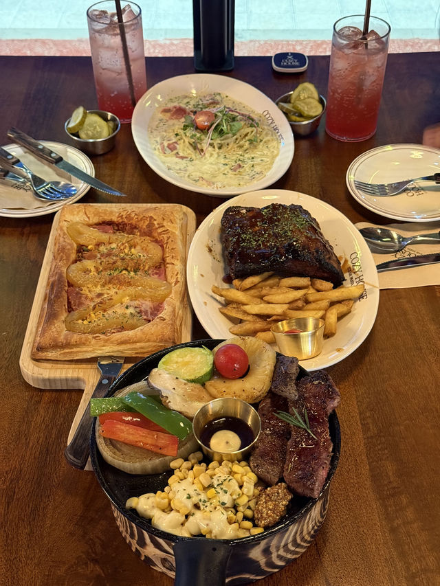 Loved for it's Cozy Vibe, Diversed Menu and Affordable Prices.
