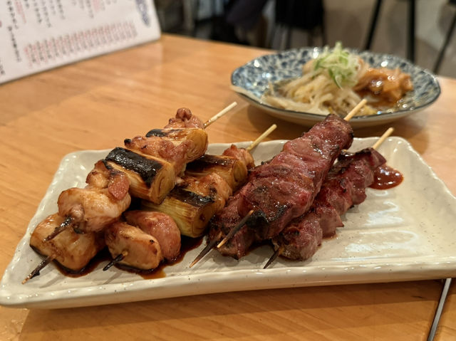 【東京】赤提灯でうまいやきとん食べるなら「なべ屋」