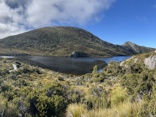 Explore the beauty of Cradle Mountain Dove Lake