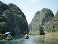 ล่องเรือที่พายด้วยเท้ากับธรรมชาติสวยงาม