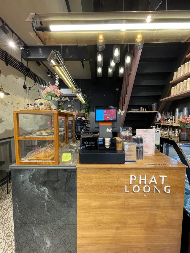 PhatLoong Cafe (พัท-ลุง คาเฟ่)