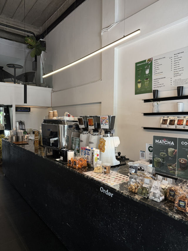 Roastniyom Coffee - ร้านกาแฟสุดฮิตสาขาพายัพ