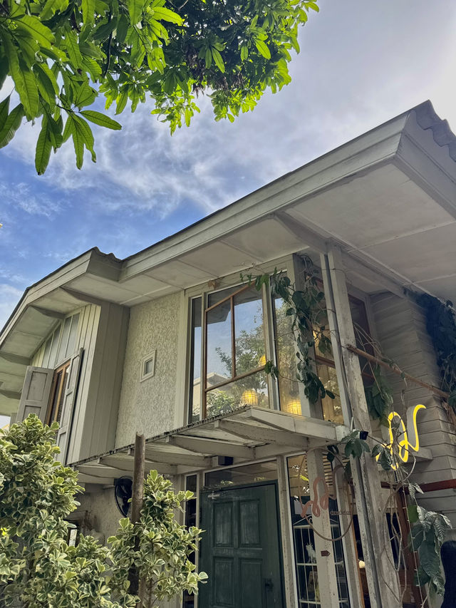 ฌ ฌอเฌอคอฟ : คาเฟ่ย่านไวบ์ดีย่านลาดพร้าว ☘️🏠✨