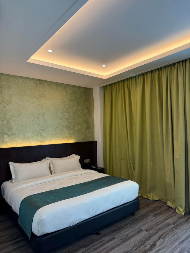 “Malibest Resort: Beachfront Bliss on a Budget”