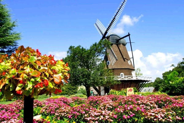 Funabashi Andersen Park: A Taste of Denmark in Chiba | Trip.com