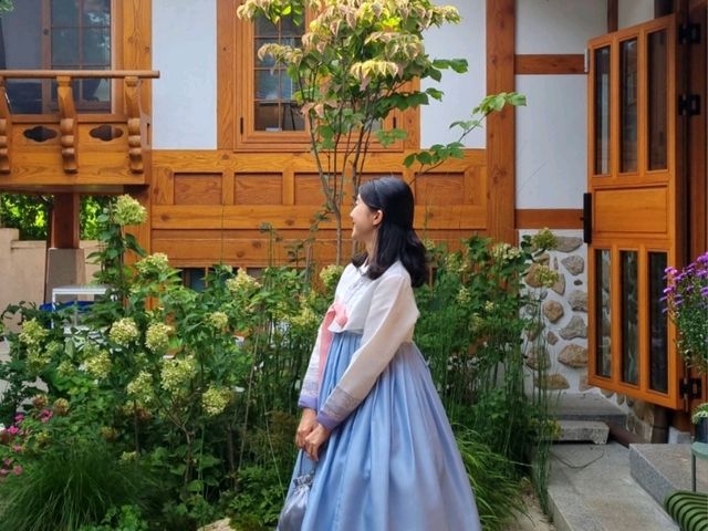 무료로 한복 빌려 데이트할 수 있는 곳?