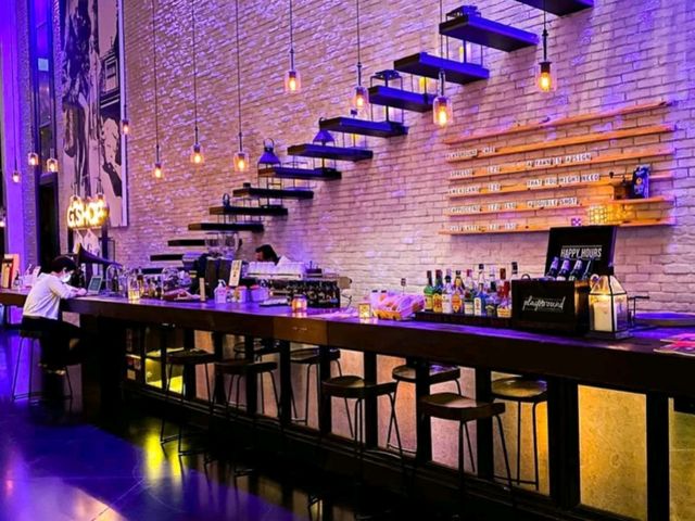 🏨 Pullman Bangkok Hotel G (Silom)