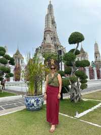 💙Wat Arun Temple in Bangkok is a must visit!💙
