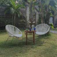 nice hangout