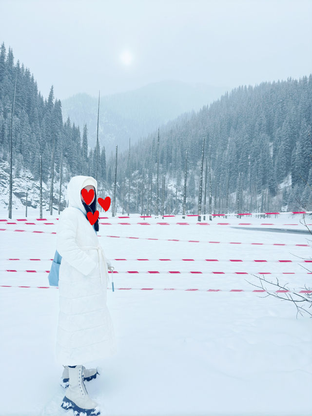 Frozen Dreams: A Winter Escape to Lake Kaindy