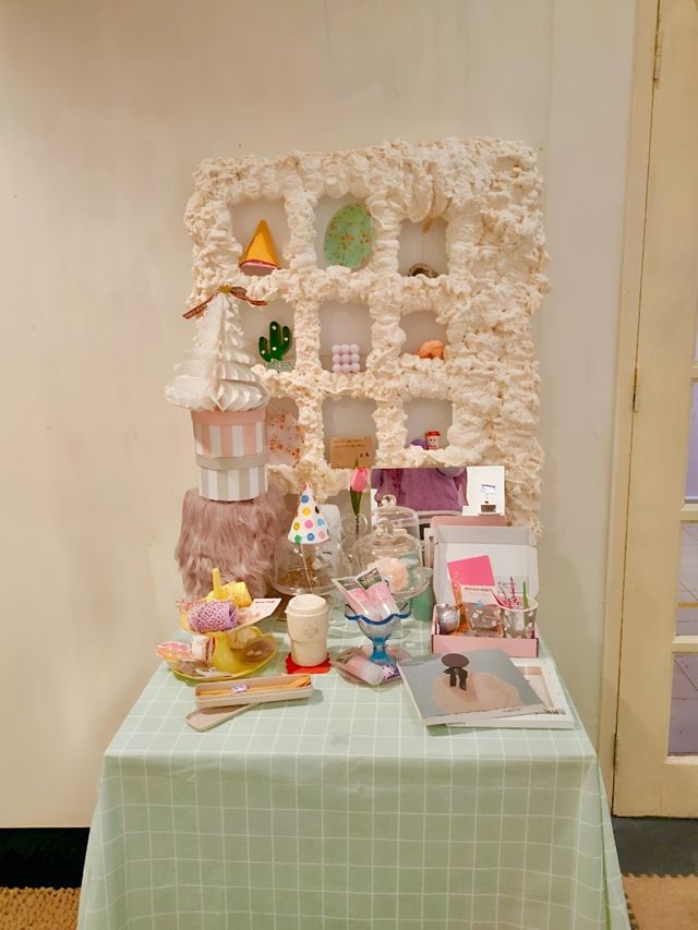 You should definitely come over this lovely cafe 