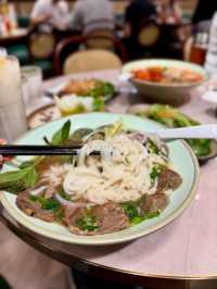 啟德體育園一間親民的越南菜🍜，性價比十分之高😍！