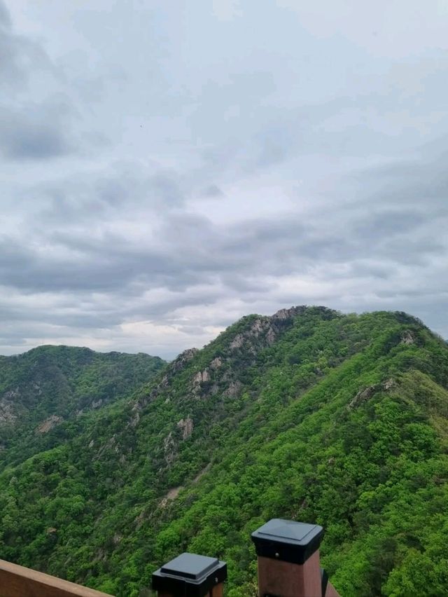 Temple Trails and Peaceful Peaks