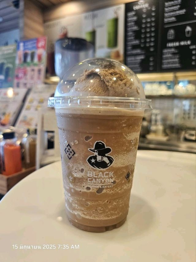 ☕ Black Canyon – ปั๊ม ปตท. บายพาสชลบุรี 