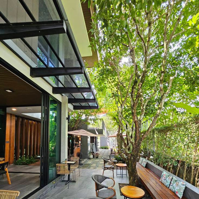 U Isara Trang” – คาเฟ่ท่ามกลางธรรมชาติ