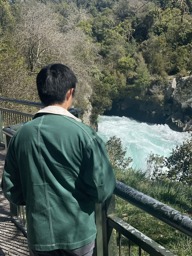 📍Taupō, New Zealand 一場天馬行空的公路冒險，就從這裡出發 🚗💨