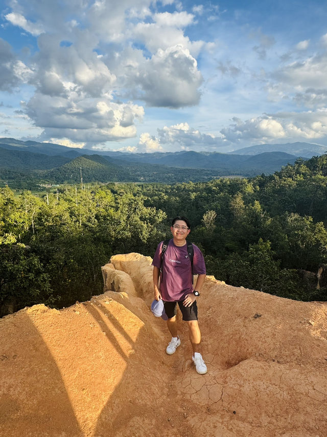 GOLDEN HOUR MAGIC IN PAI 🌅