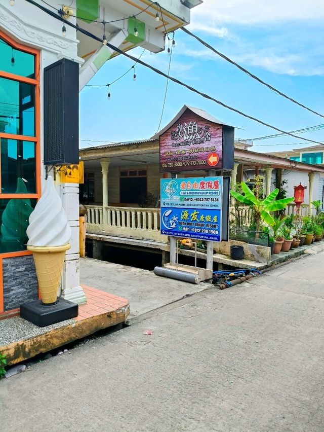 Kukup's Hidden Gem: Experience True Local Flavors & Charm at Air Masin.
