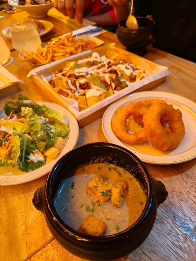 Light, Warm, Crispy — A Little Bit of Everything!