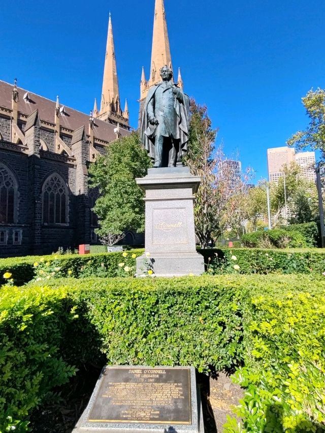 墨尔本圣巴特利爵主教座堂（St Patrick's Cathedral）