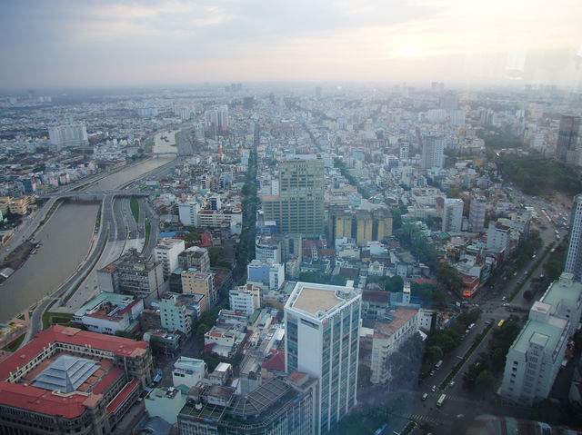 🌇 Golden Hour at Saigon Skydeck – A Sunset to Remember