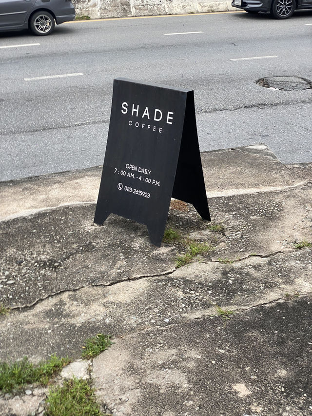 SHADE Coffee – คาเฟ่ริมทางสไตล์แคมปิ้ง ศรีราชา