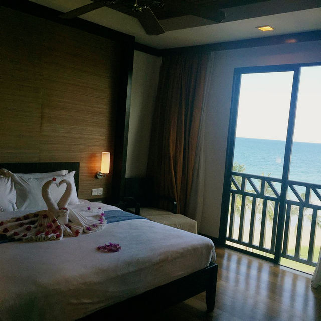 Coastal Bliss and Spacious Escape