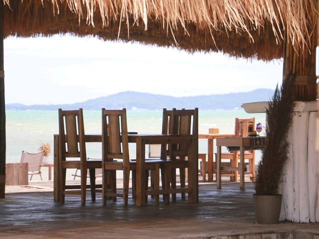 Holiday Specialty Coffee and Beach Bar 