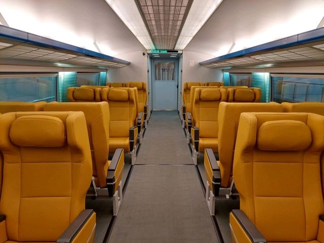Shanghai Maglev Line 上海磁浮線列車（浦東機場１號２號航站樓←→龍陽路）往返