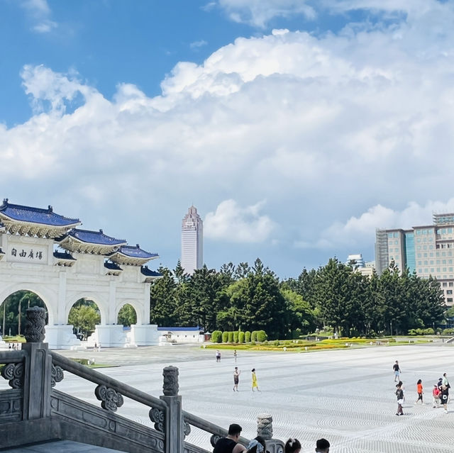 🏛️ Freedom Square in Taipei Is Where Architecture and Meaning Collide 🏛️ Freedom Square in Taipei Is Where Architecture and Meaning Collide
