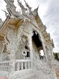 The Taj Mahal of Thailand Wat Rong Khun temple 
