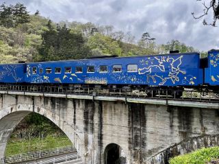 The Miyamorigawa Bridge