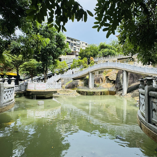 The Bridge That Starts Your Journey at Kek Lok Si 