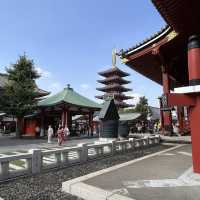 The Heart of Asakusa: A Solo Visit to Sensō-ji's Main Hall (Kannondō) 🙏