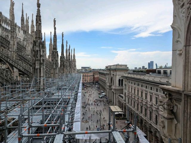 Standing in Awe at the Magnificent Milan Cathedral Standing in Awe at the Magnificent Milan Cathedral