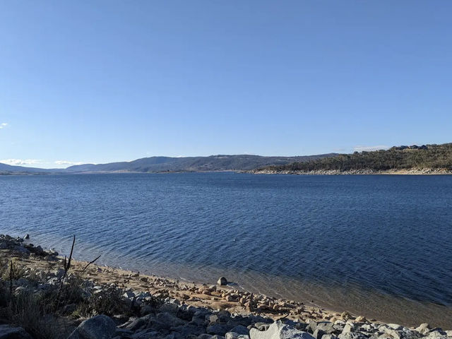 Lake Jindabyne 🏞️💦 Lake Jindabyne 🏞️💦