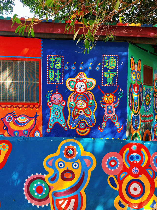 A Burst of Color in Taichung: Exploring Rainbow Village